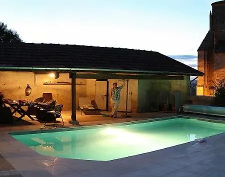 Romantic Nr St Emilion With Private Pool And Views To For Pujols (Gironde)