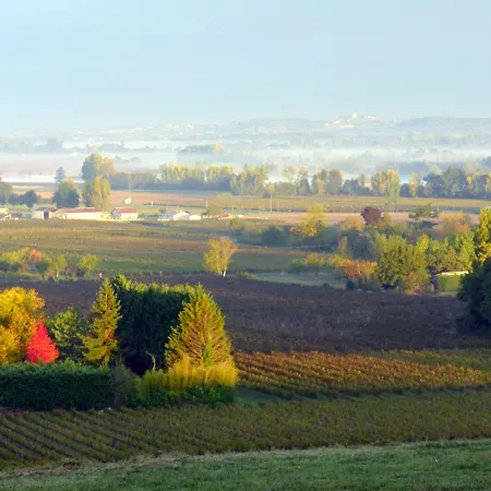 Romantic Nr St Emilion With Private Pool And Views To For * Pujols (Gironde)