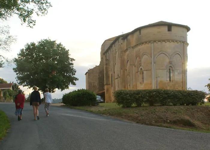 Romantic Nr St Emilion With Private Pool And Views To For